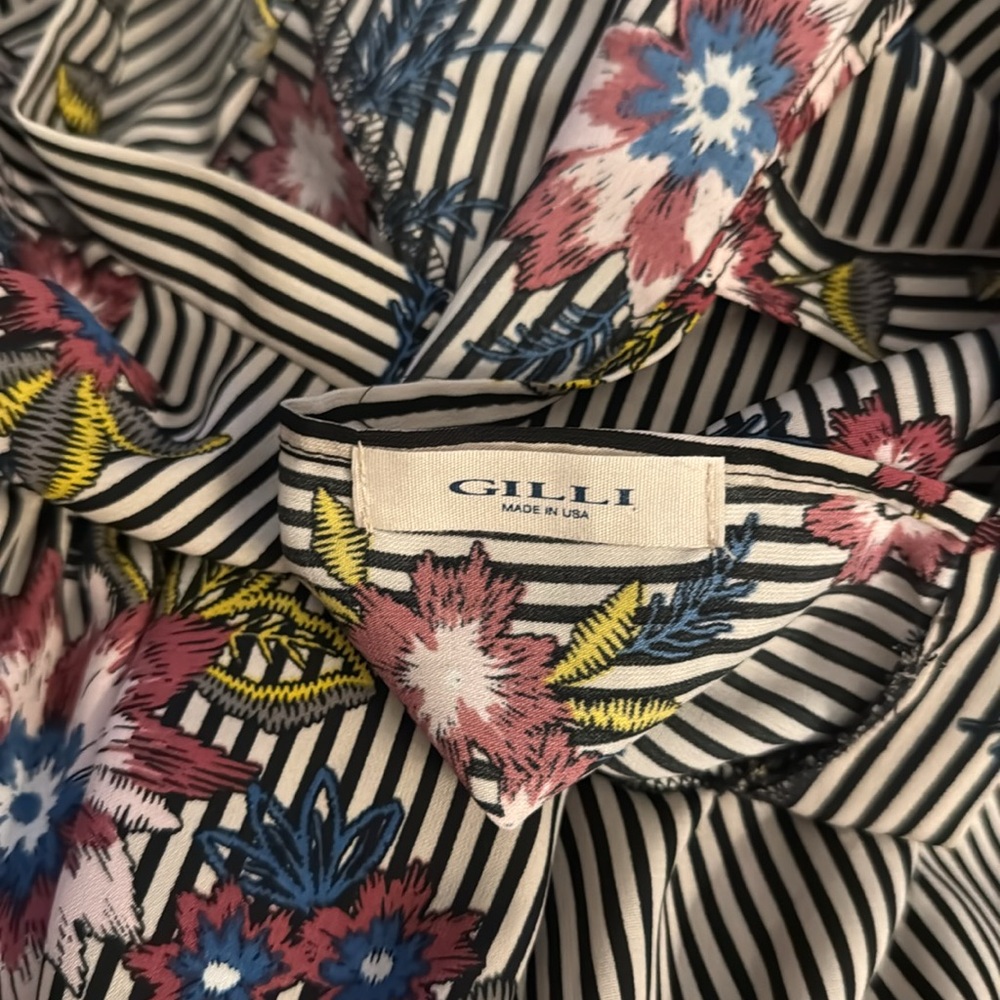 Gilli Striped Floral Bell Long Sleeve Romper Small Open Back Tie Closure - Picture 12 of 13